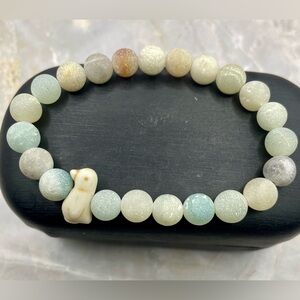 Matte Amazonite Beaded Stretch Bracelet with Penguin Bead. Cream and Green